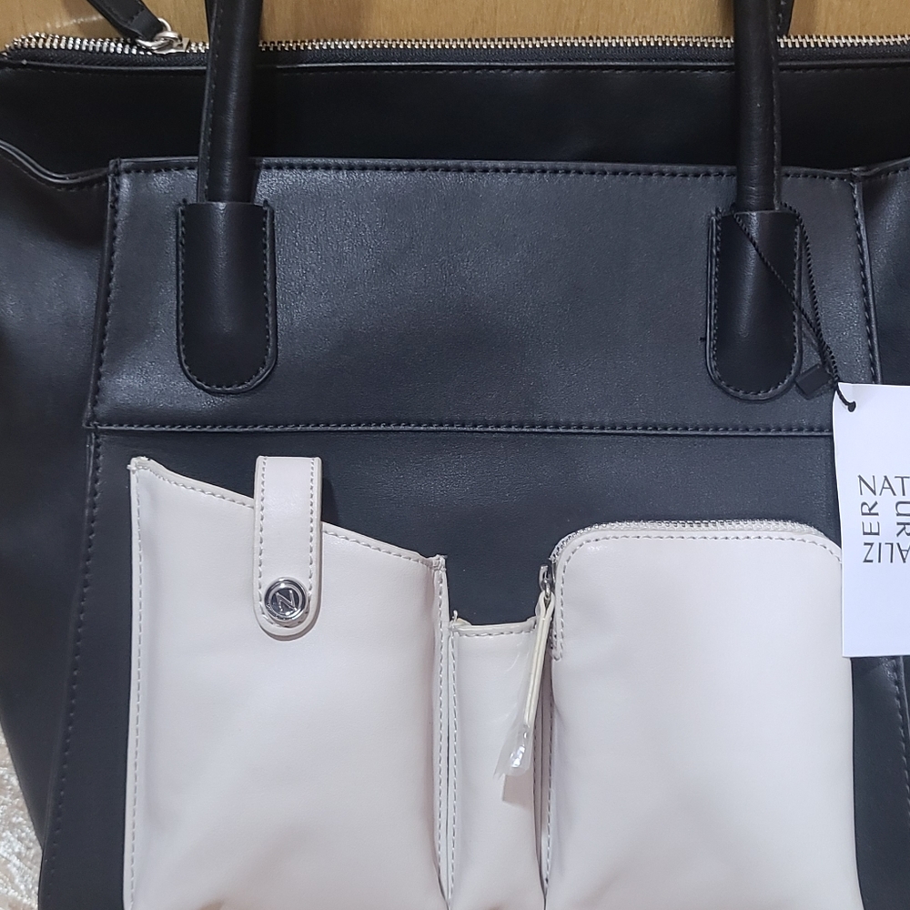 NWT Naturalizer Black And White Bag